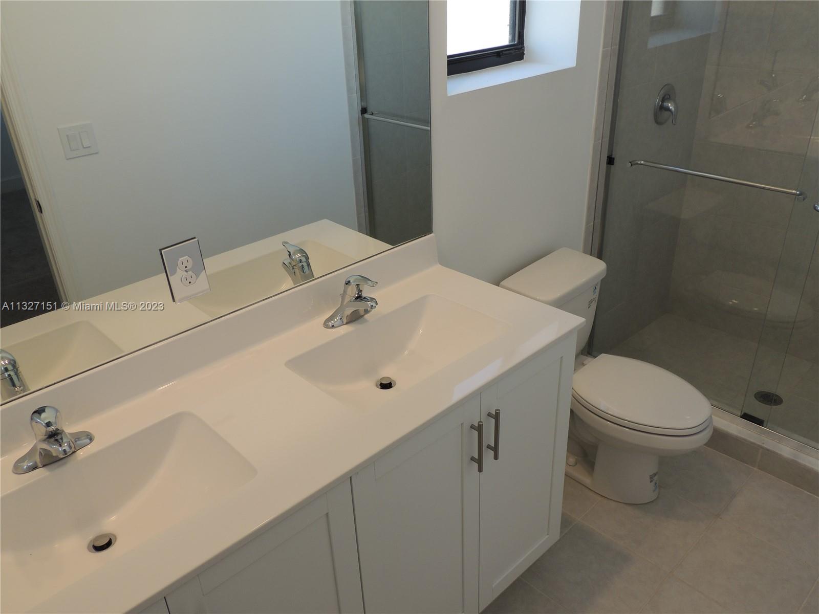 VIA VENTURA NEIGHBORHOOD - Residential Lease