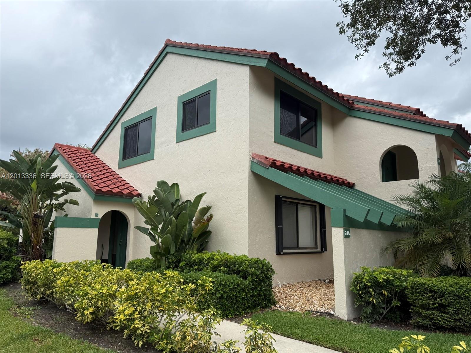 LEXINGTON GREEN CONDO - Residential