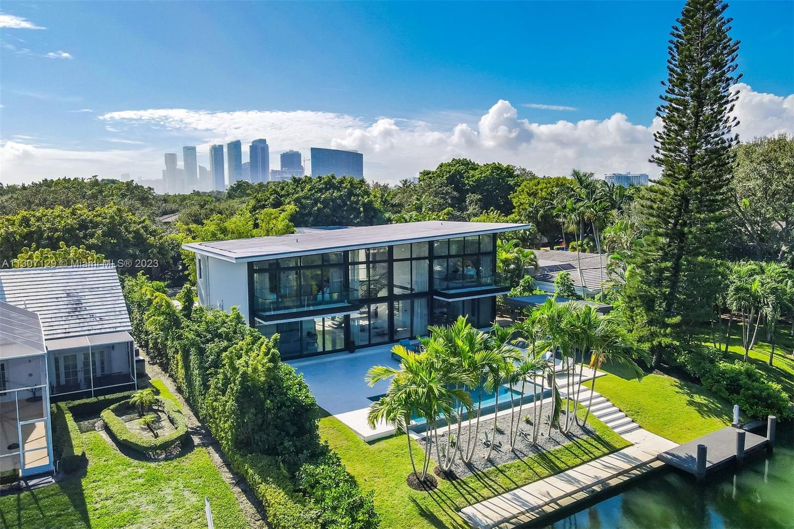 BAY POINT - Residential