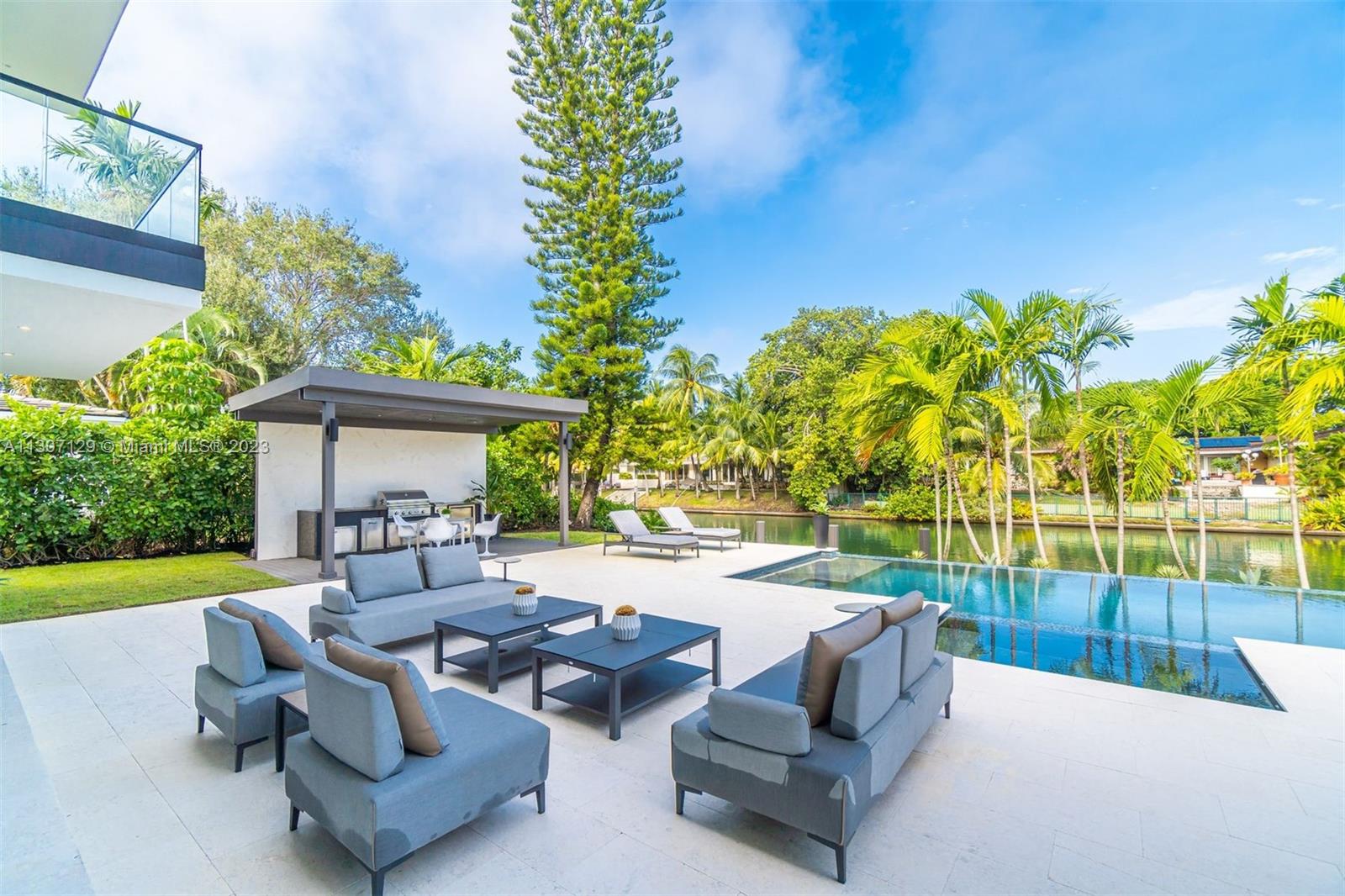 BAY POINT - Residential