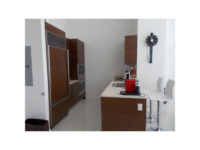 ICON BRICKELL - Residential Lease
