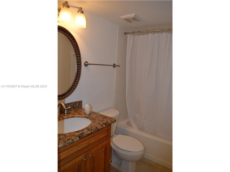 ST ANDREWS CONDO - Residential Lease