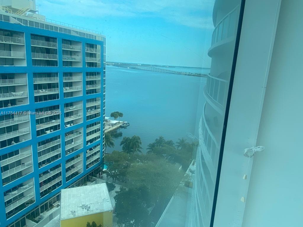 SKYLINE ON BRICKELL CONDO - Residential