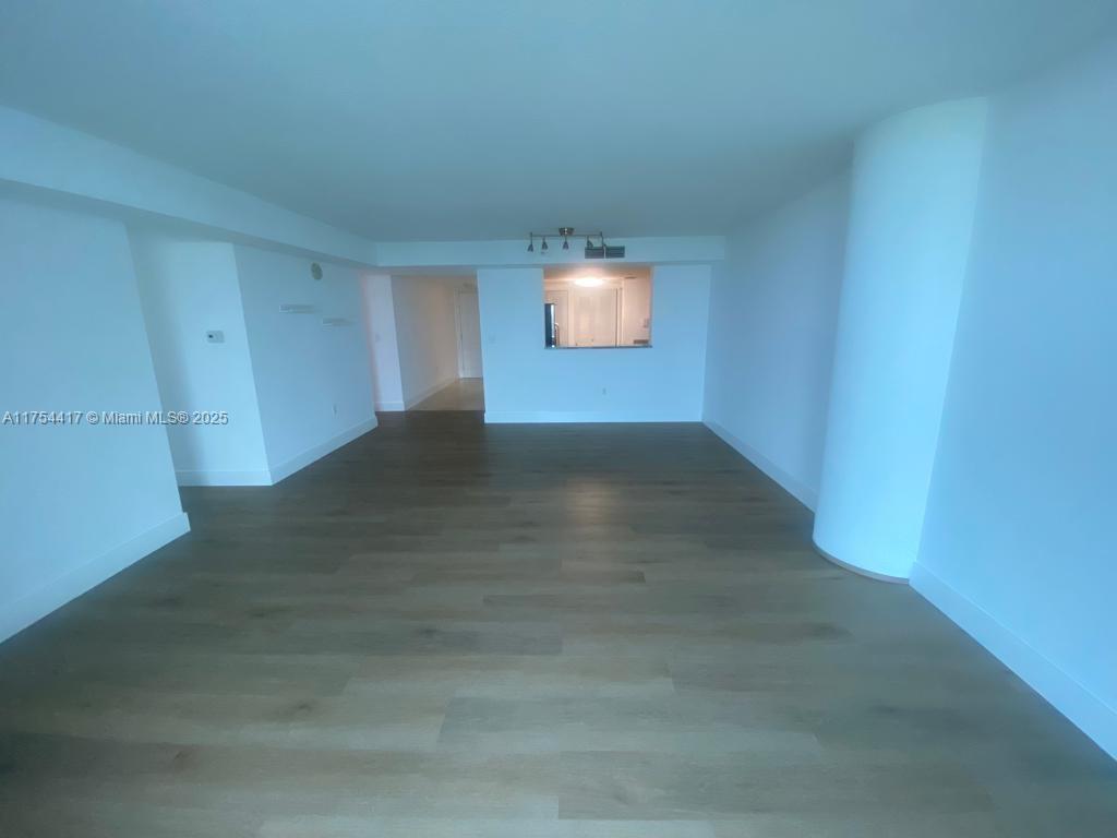 SKYLINE ON BRICKELL CONDO - Residential
