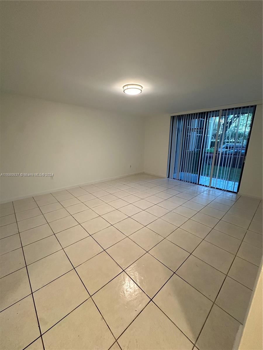 HORIZONS WEST CONDO #6 - Residential Lease