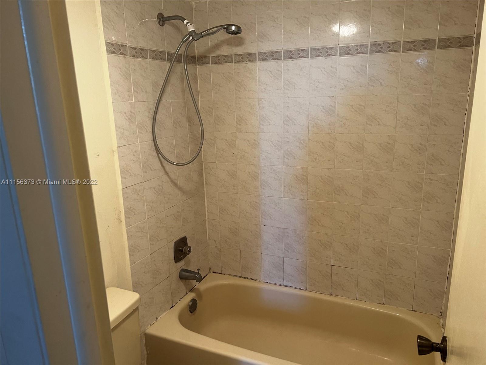 GARDENS OF KENDALL CONDO - Residential