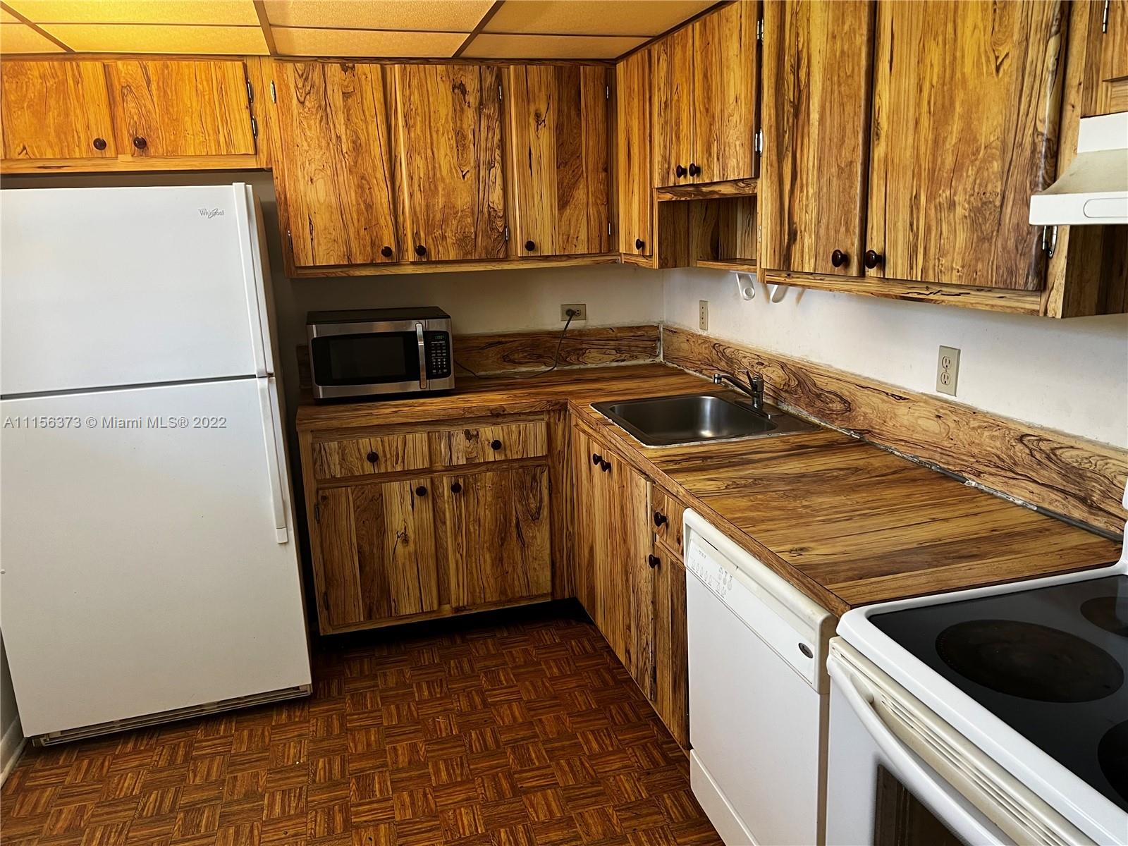 GARDENS OF KENDALL CONDO - Residential