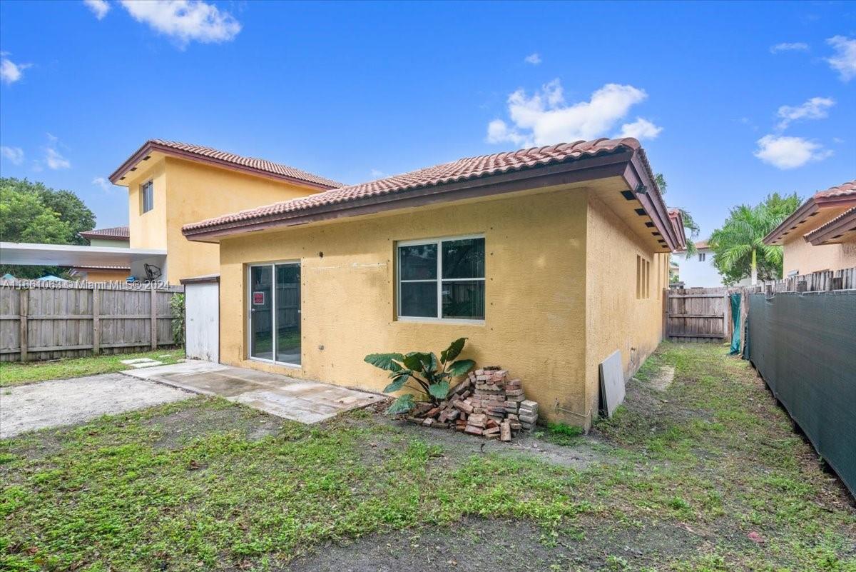 MEGHANS PLACE - Residential