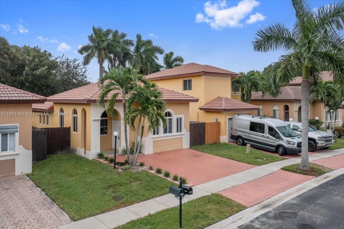 MEGHANS PLACE - Residential