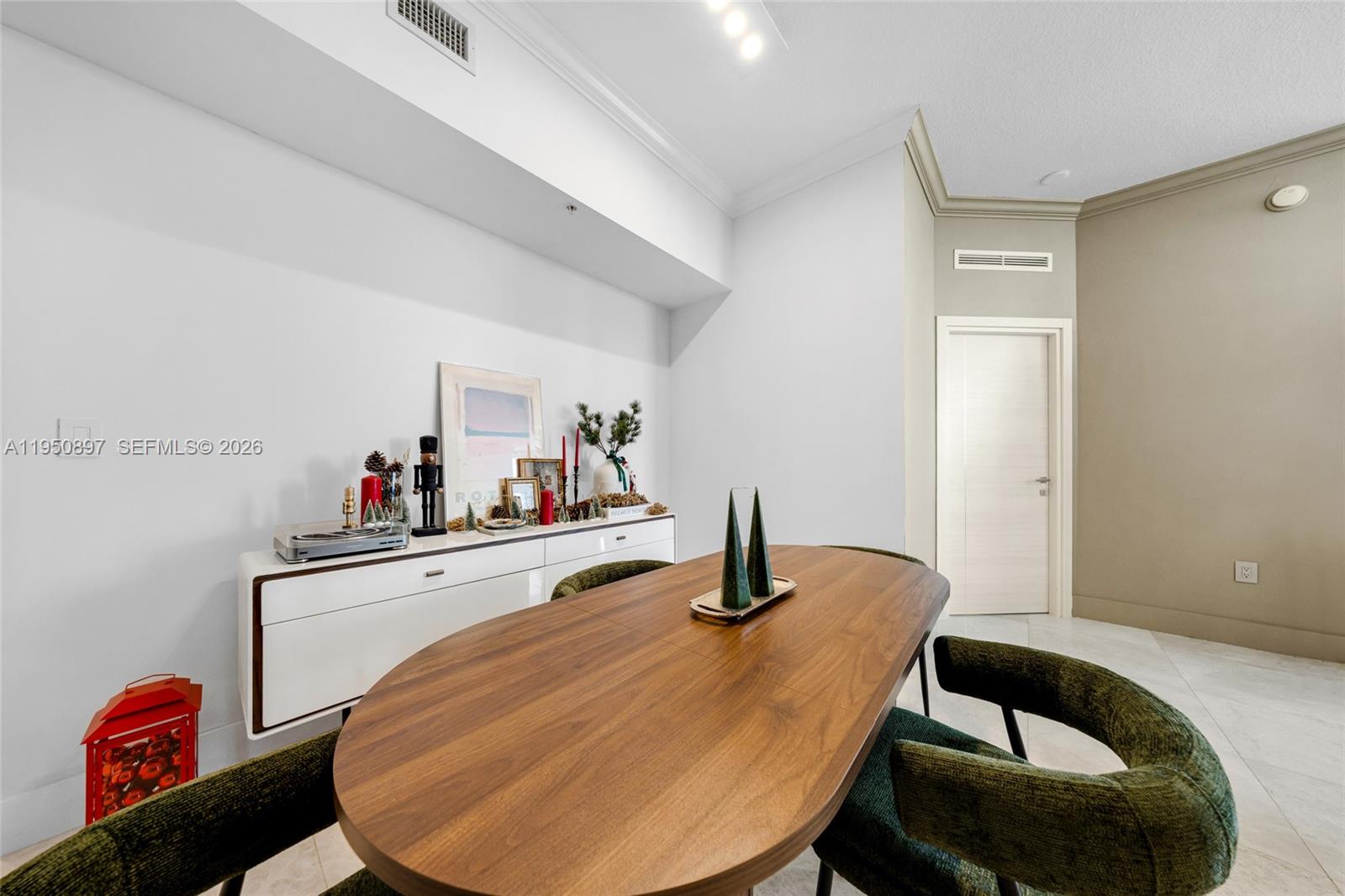 DUO CONDOMINIUM WEST - Residential