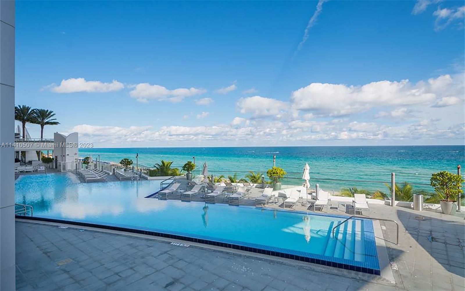 JADE BEACH - Residential