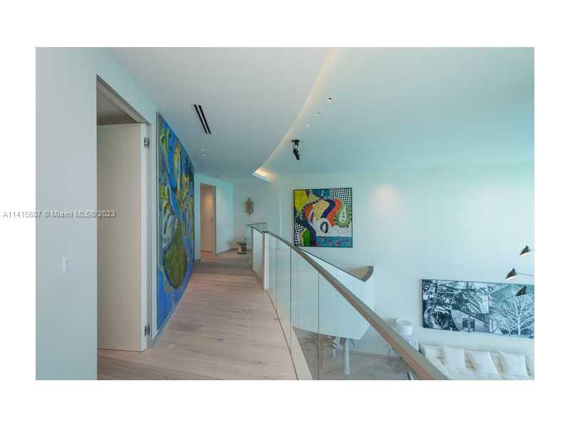 JADE BEACH - Residential
