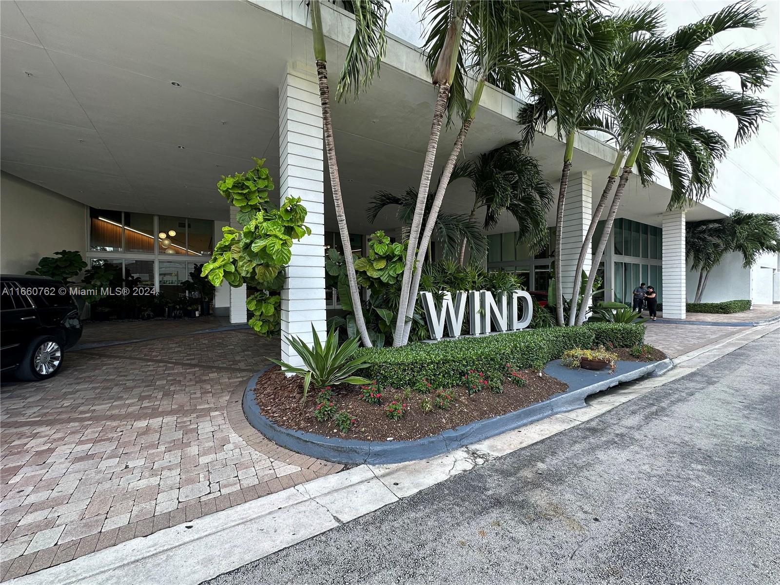 WIND CONDO - Residential Lease