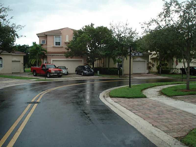 PORTOFINO PALMS - Residential Lease