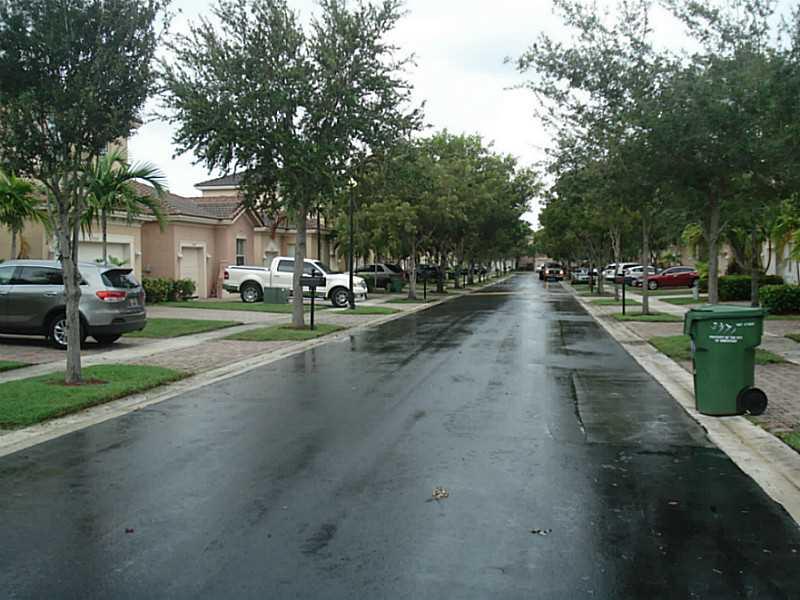 PORTOFINO PALMS - Residential Lease