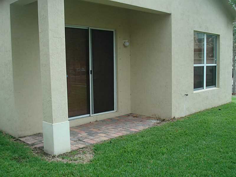 PORTOFINO PALMS - Residential Lease