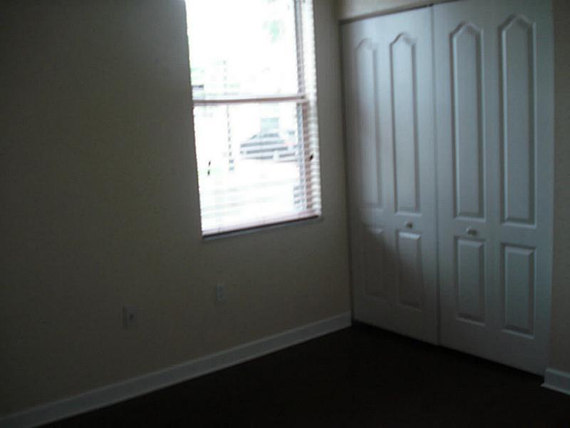 PORTOFINO PALMS - Residential Lease