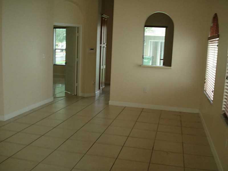 PORTOFINO PALMS - Residential Lease