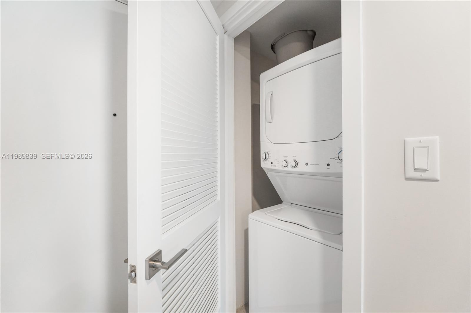 QUADRO CONDO - Residential