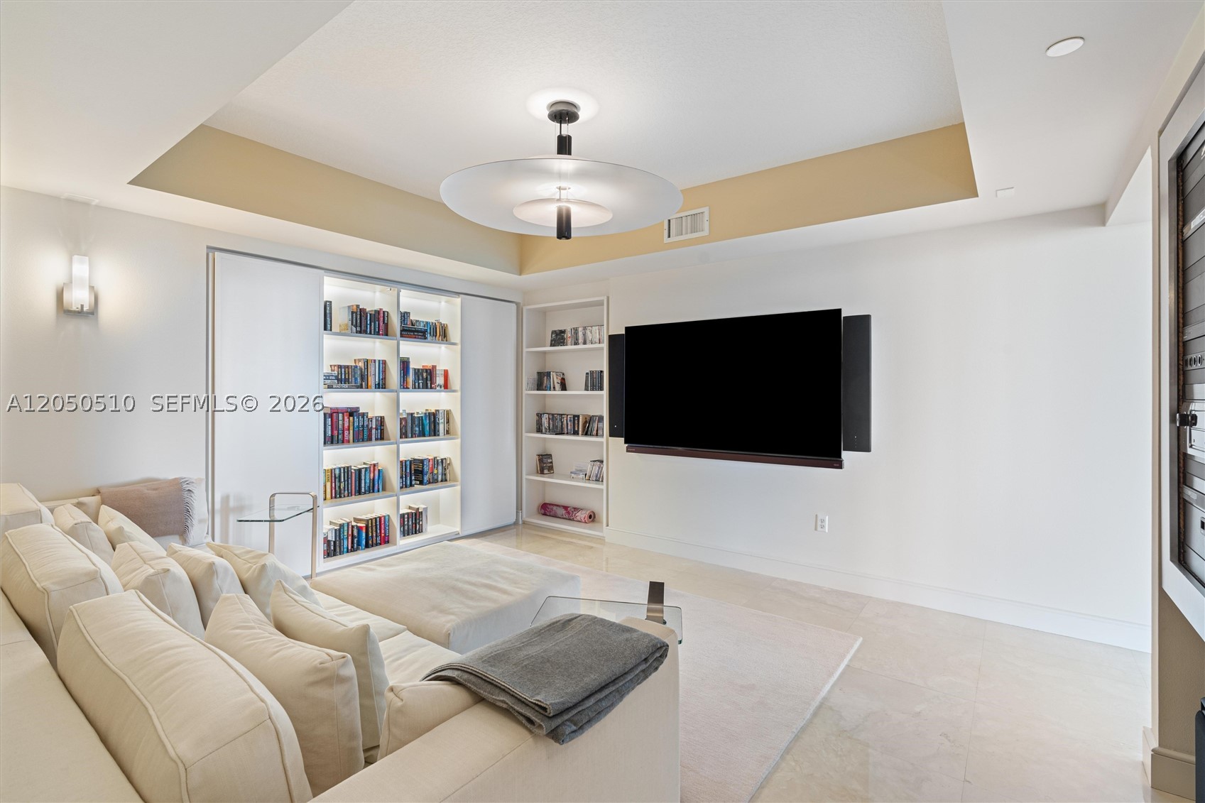 HARBOURAGE PLACE CONDO - Residential