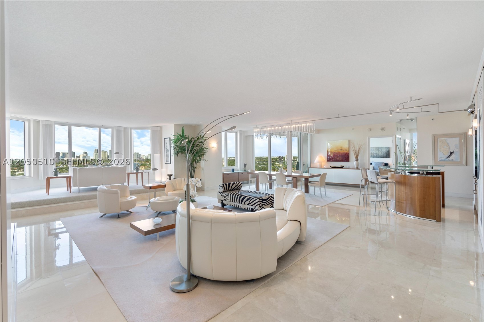 HARBOURAGE PLACE CONDO - Residential