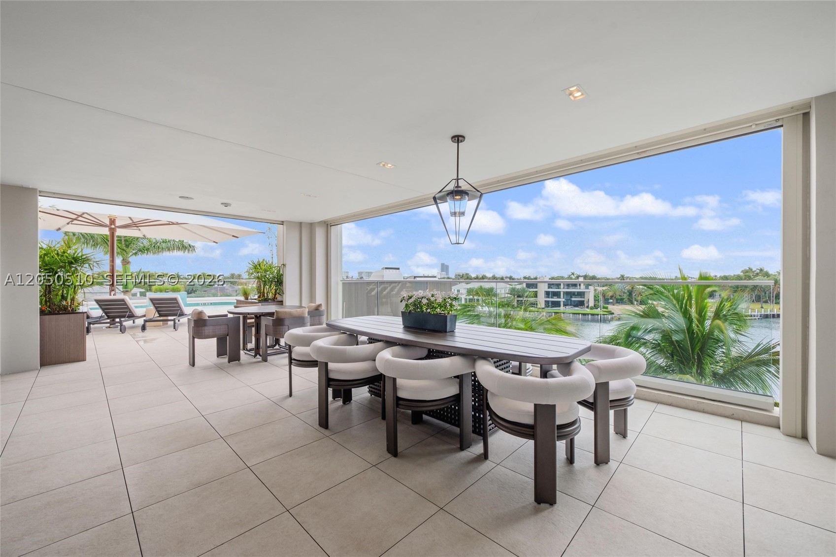 HARBOURAGE PLACE CONDO - Residential