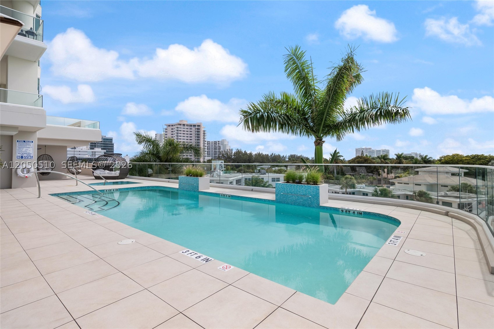 HARBOURAGE PLACE CONDO - Residential