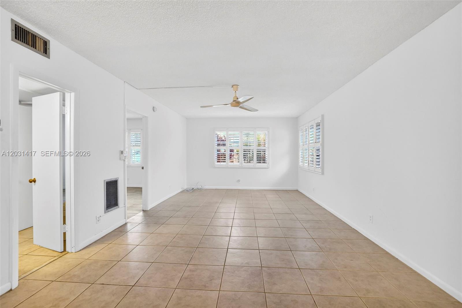 OAKLAND GROVE VILLAGE CON - Residential