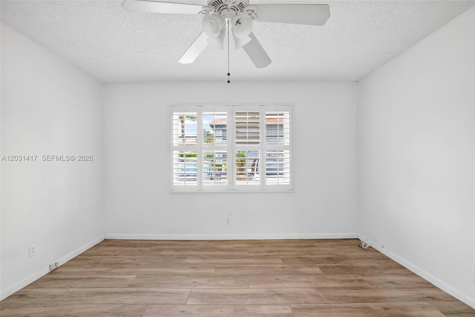 OAKLAND GROVE VILLAGE CON - Residential