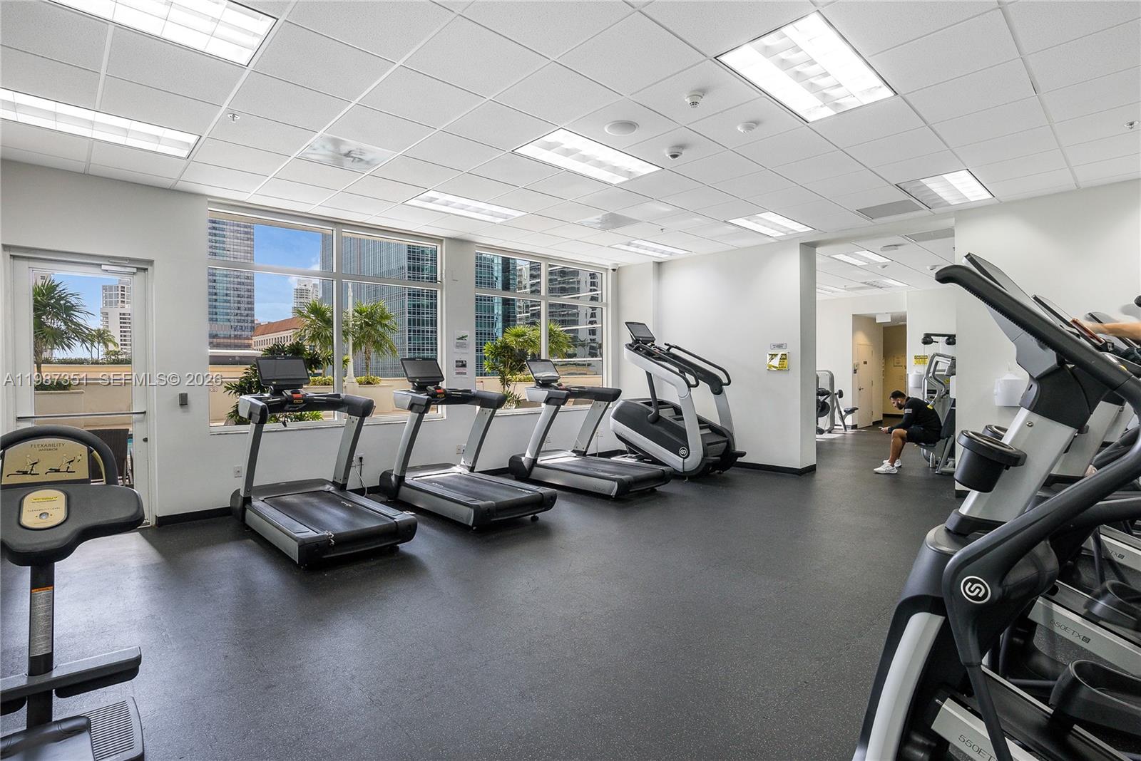 THE CLUB AT BRICKELL BAY - Residential