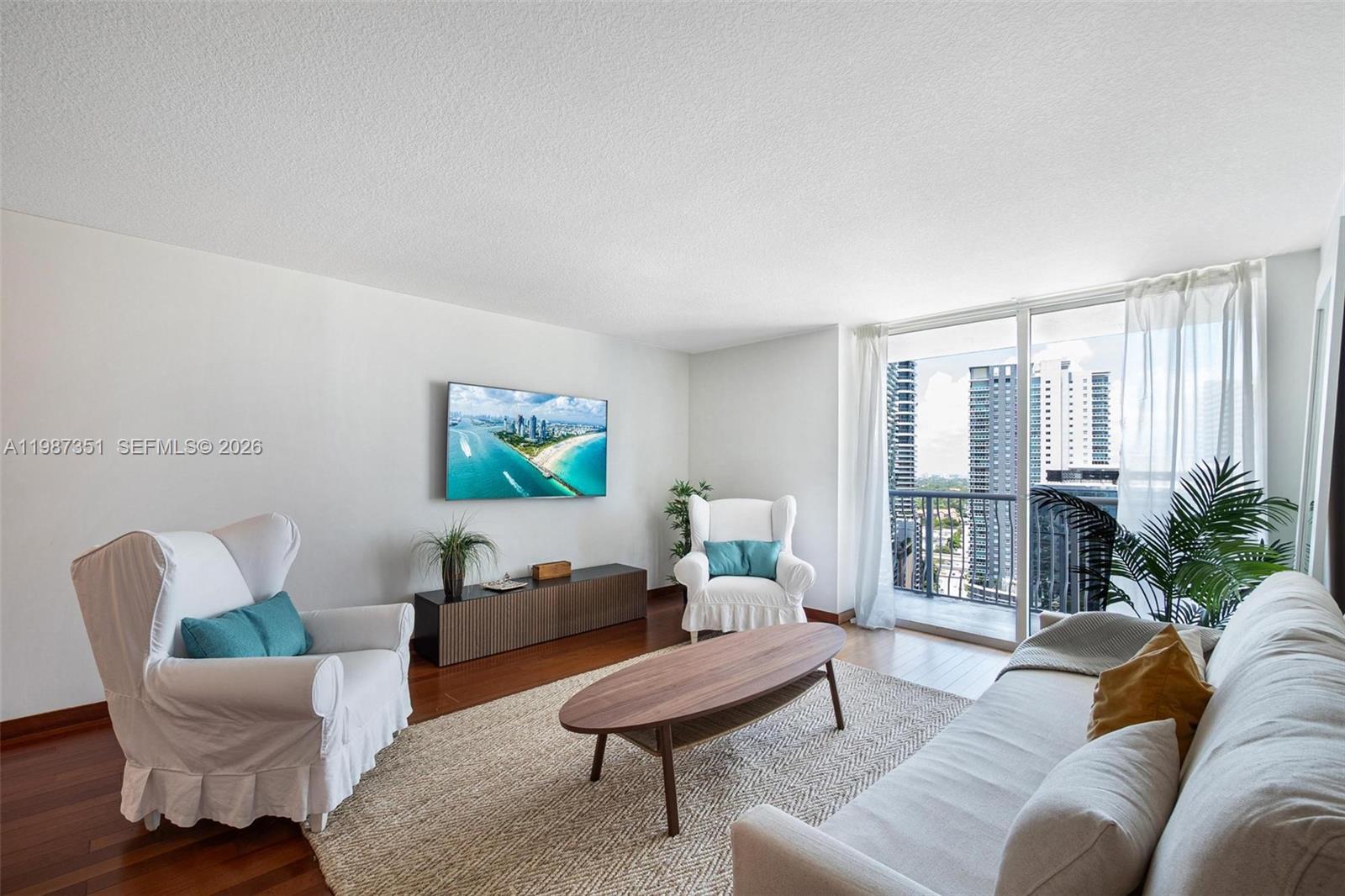 THE CLUB AT BRICKELL BAY - Residential