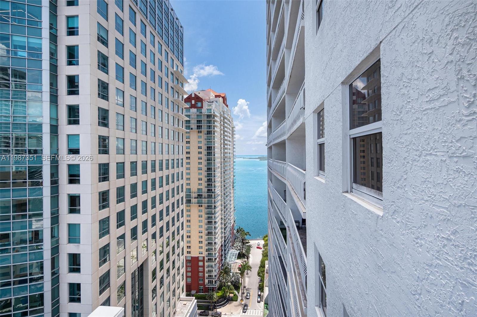 THE CLUB AT BRICKELL BAY - Residential