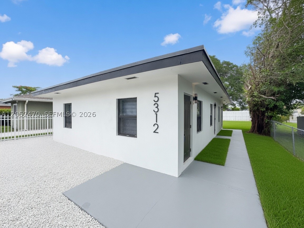 GLENWOOD HEIGHTS ADDN - Residential Income