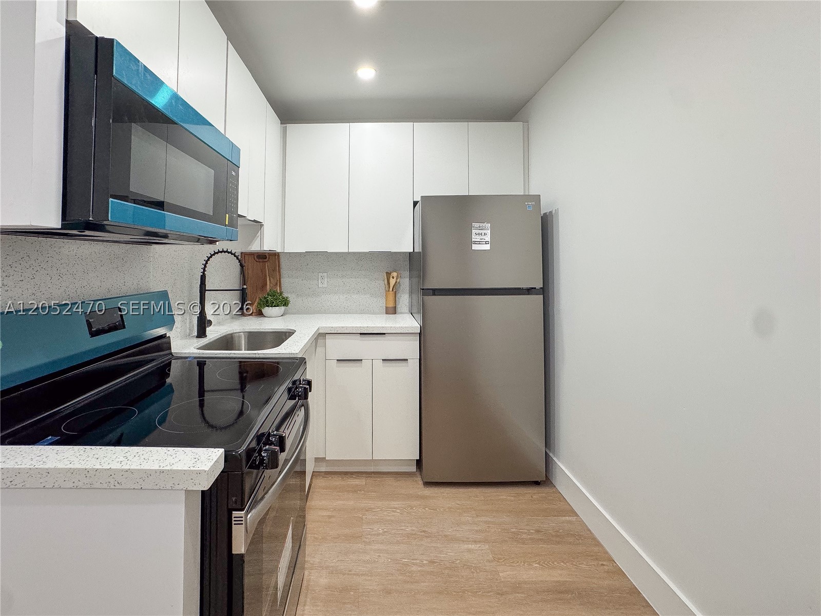 GLENWOOD HEIGHTS ADDN - Residential Income