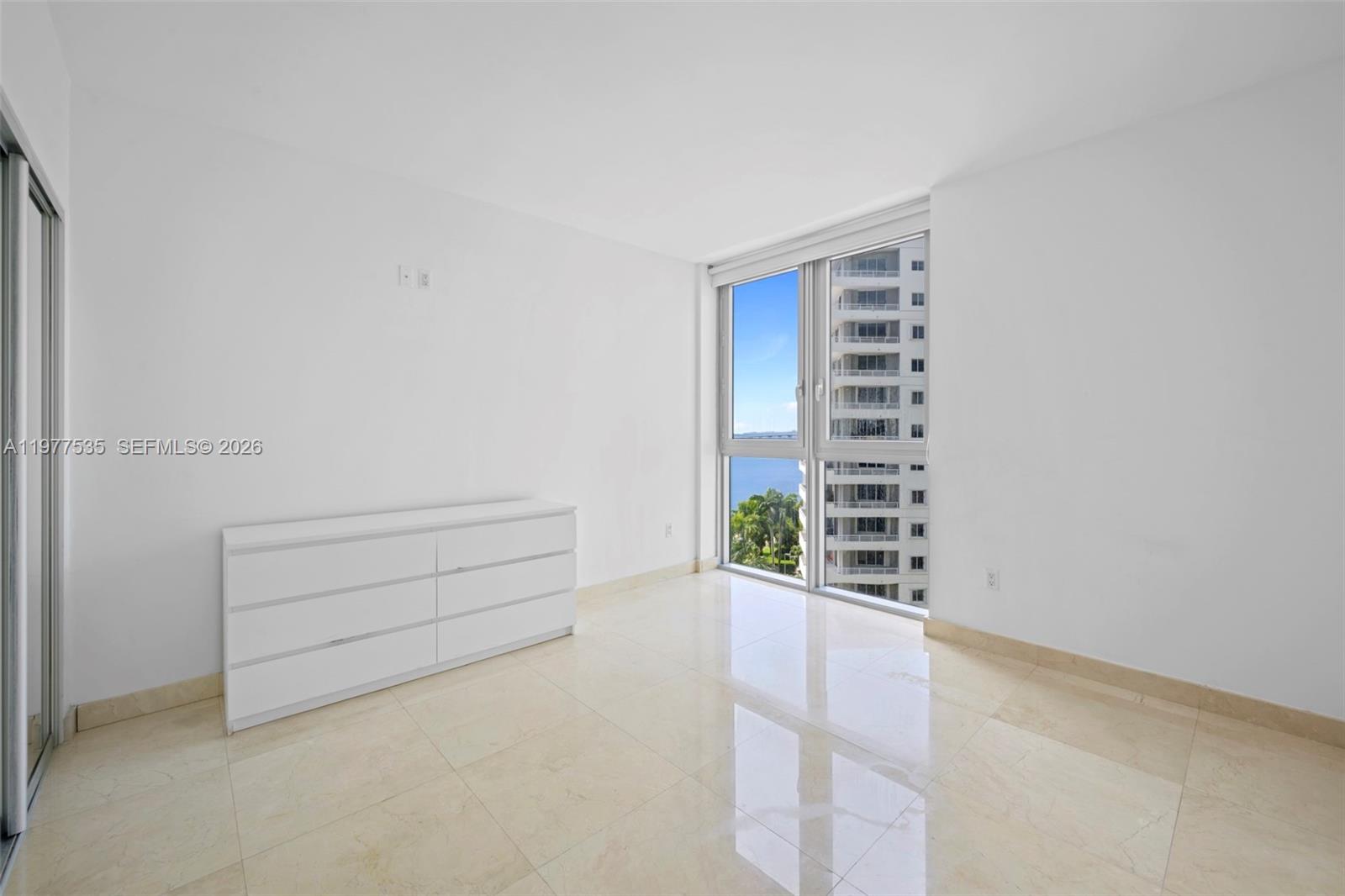 JADE RESIDENCES AT BRICKE - Residential