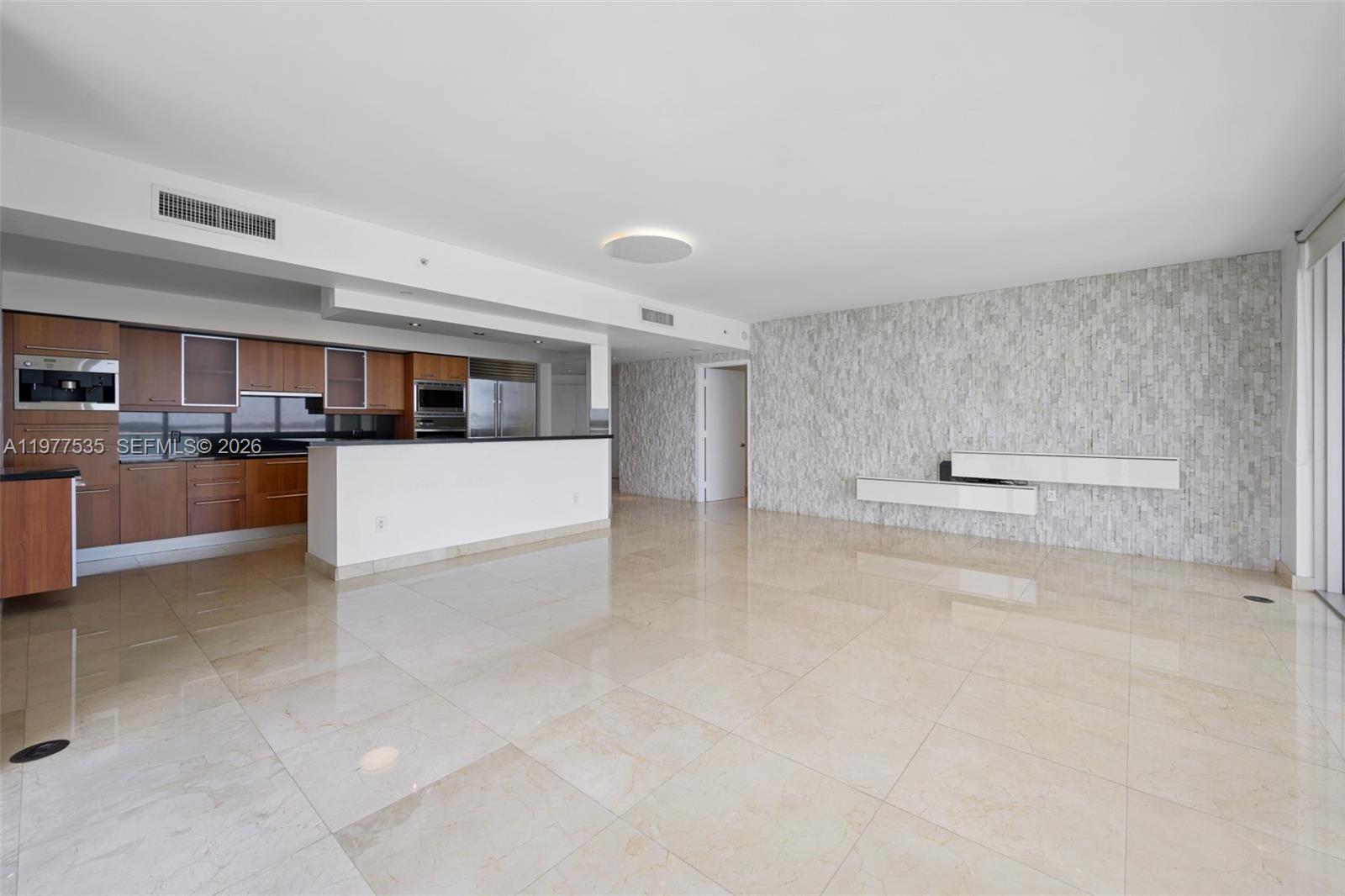 JADE RESIDENCES AT BRICKE - Residential