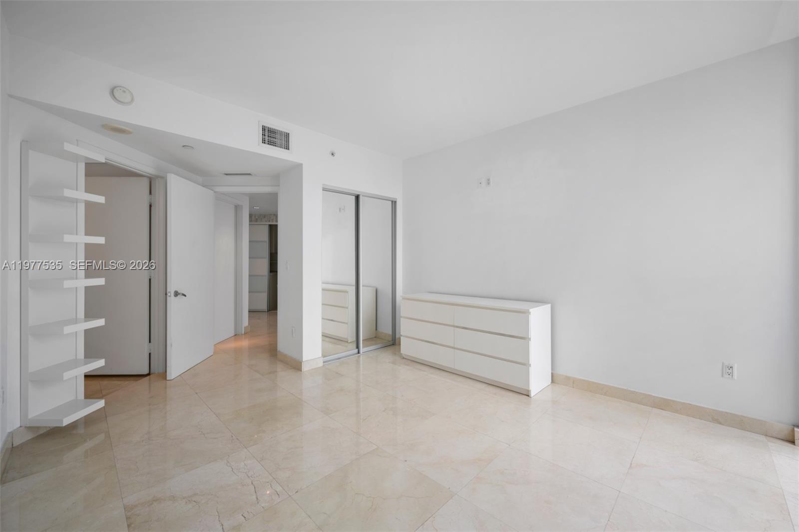 JADE RESIDENCES AT BRICKE - Residential