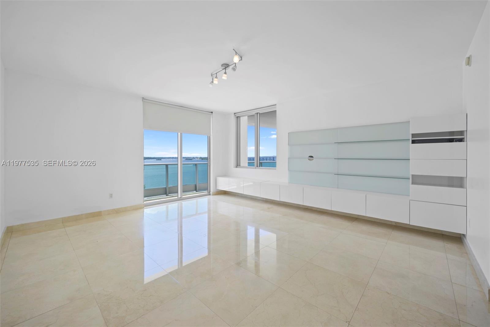 JADE RESIDENCES AT BRICKE - Residential
