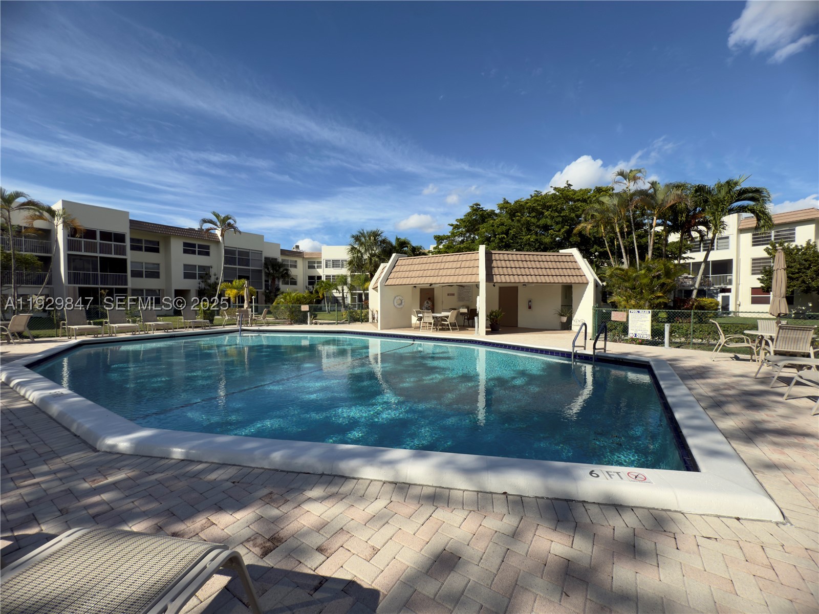 ROYAL PARK GARDENS III-H - Residential