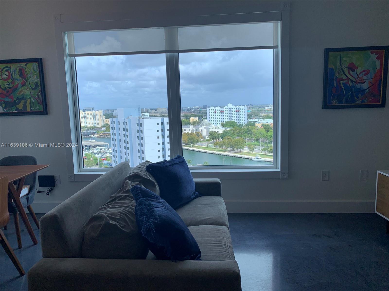 NEO CONDO - Residential