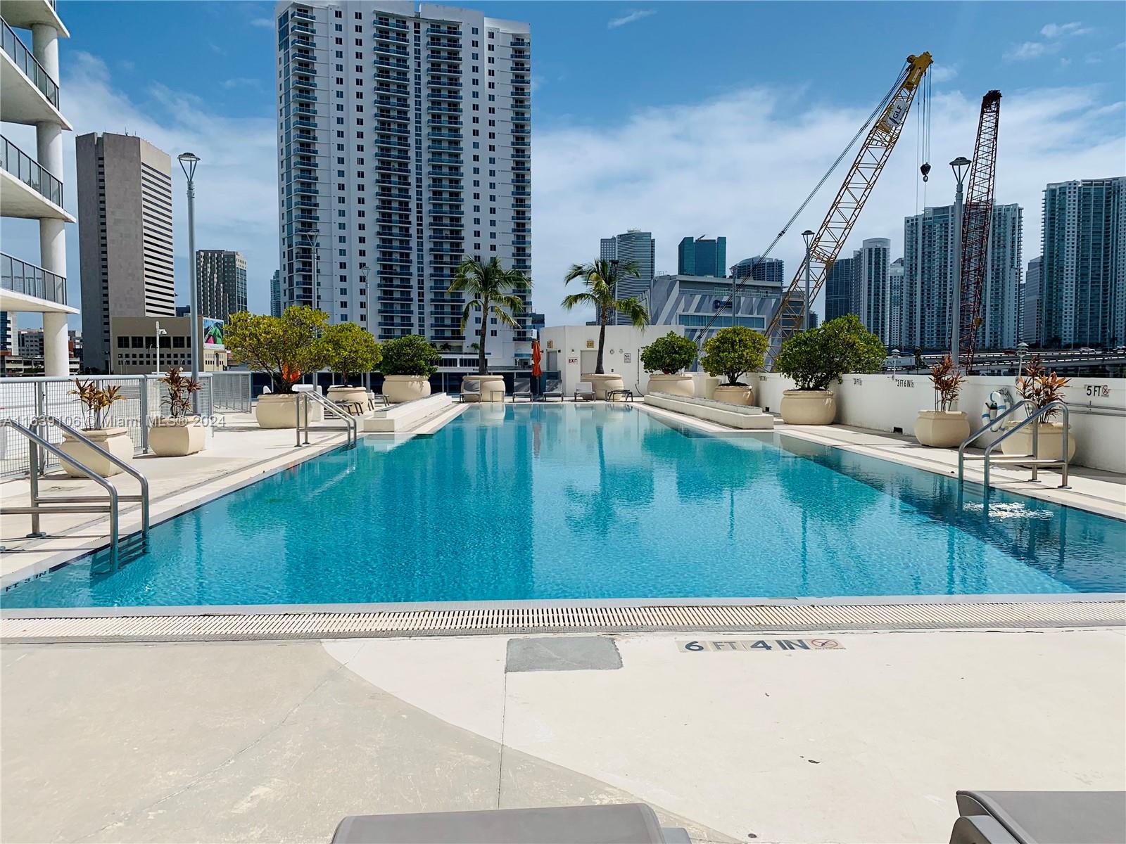 NEO CONDO - Residential