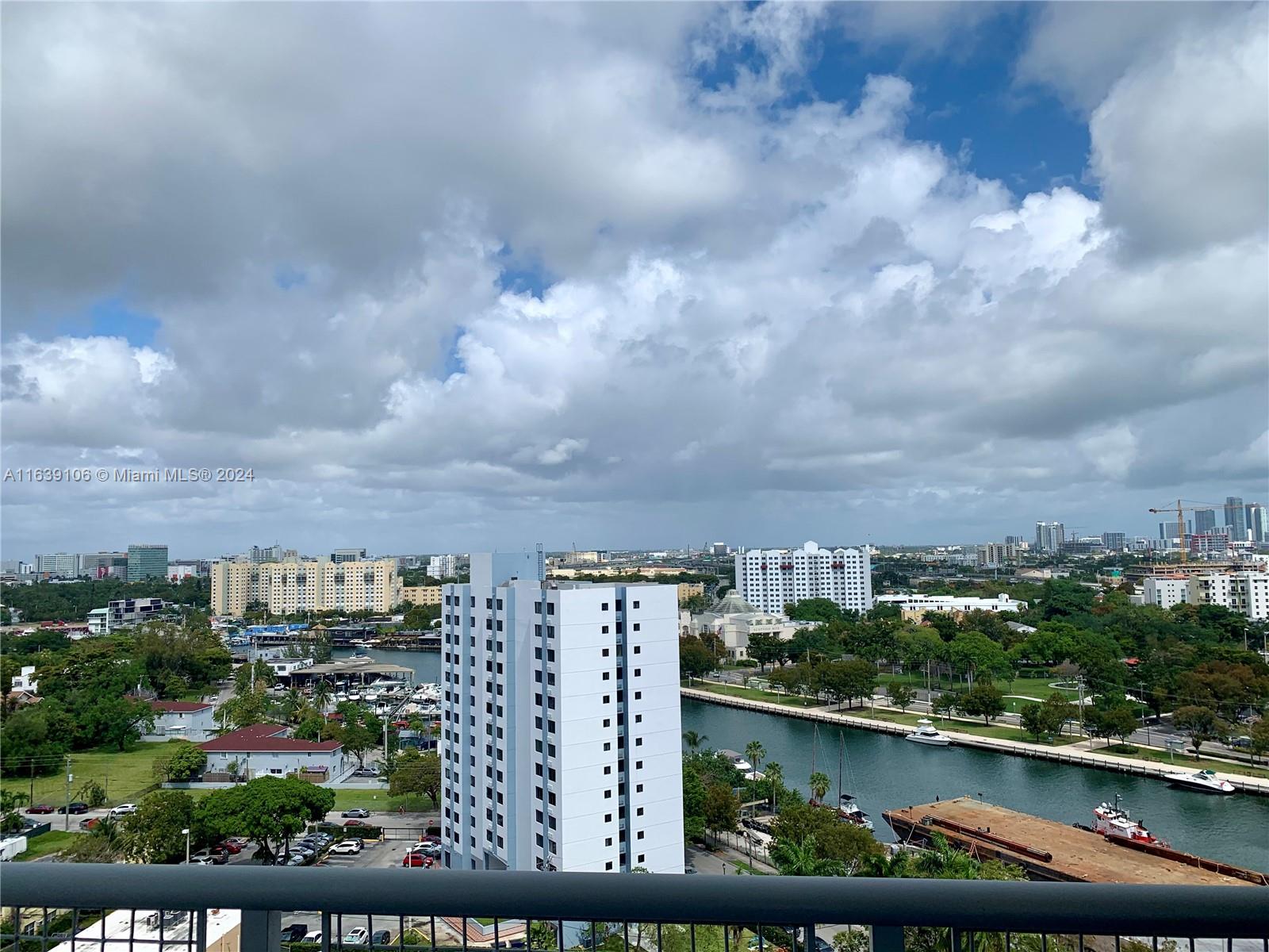 NEO CONDO - Residential