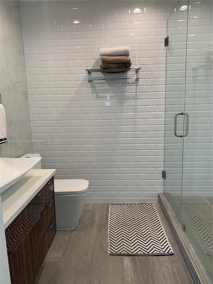 NEO CONDO - Residential
