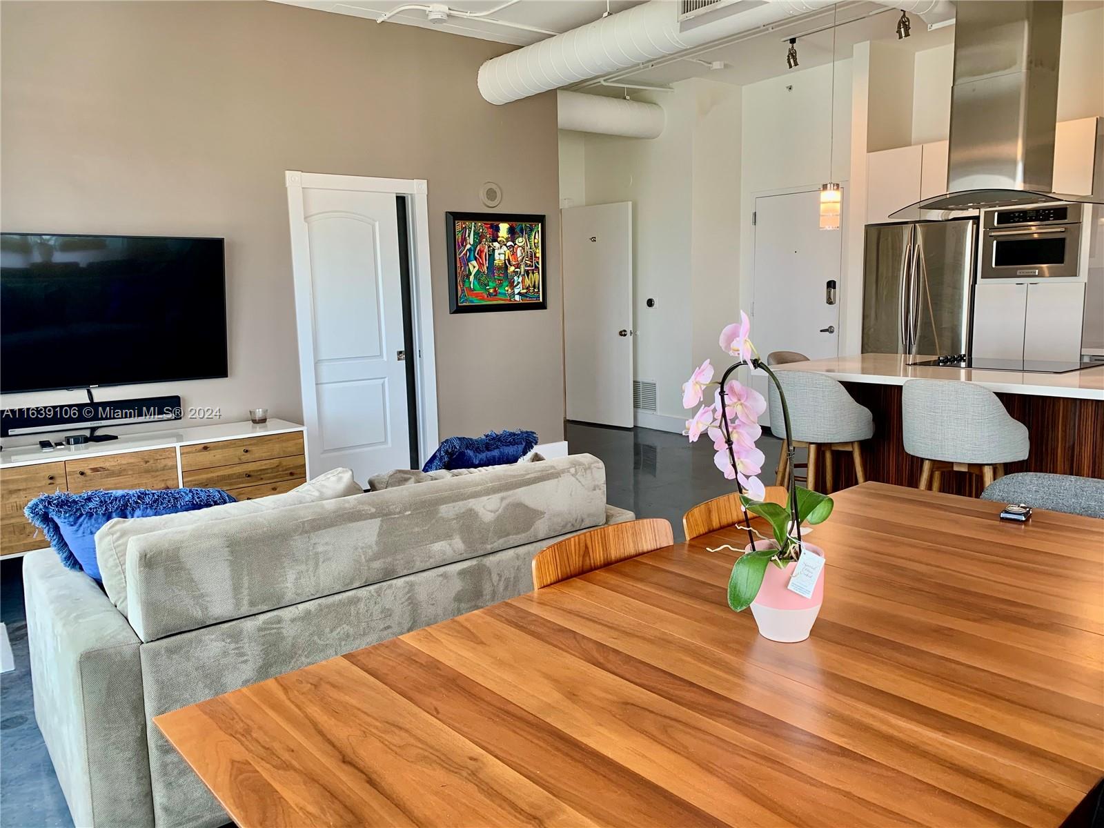 NEO CONDO - Residential