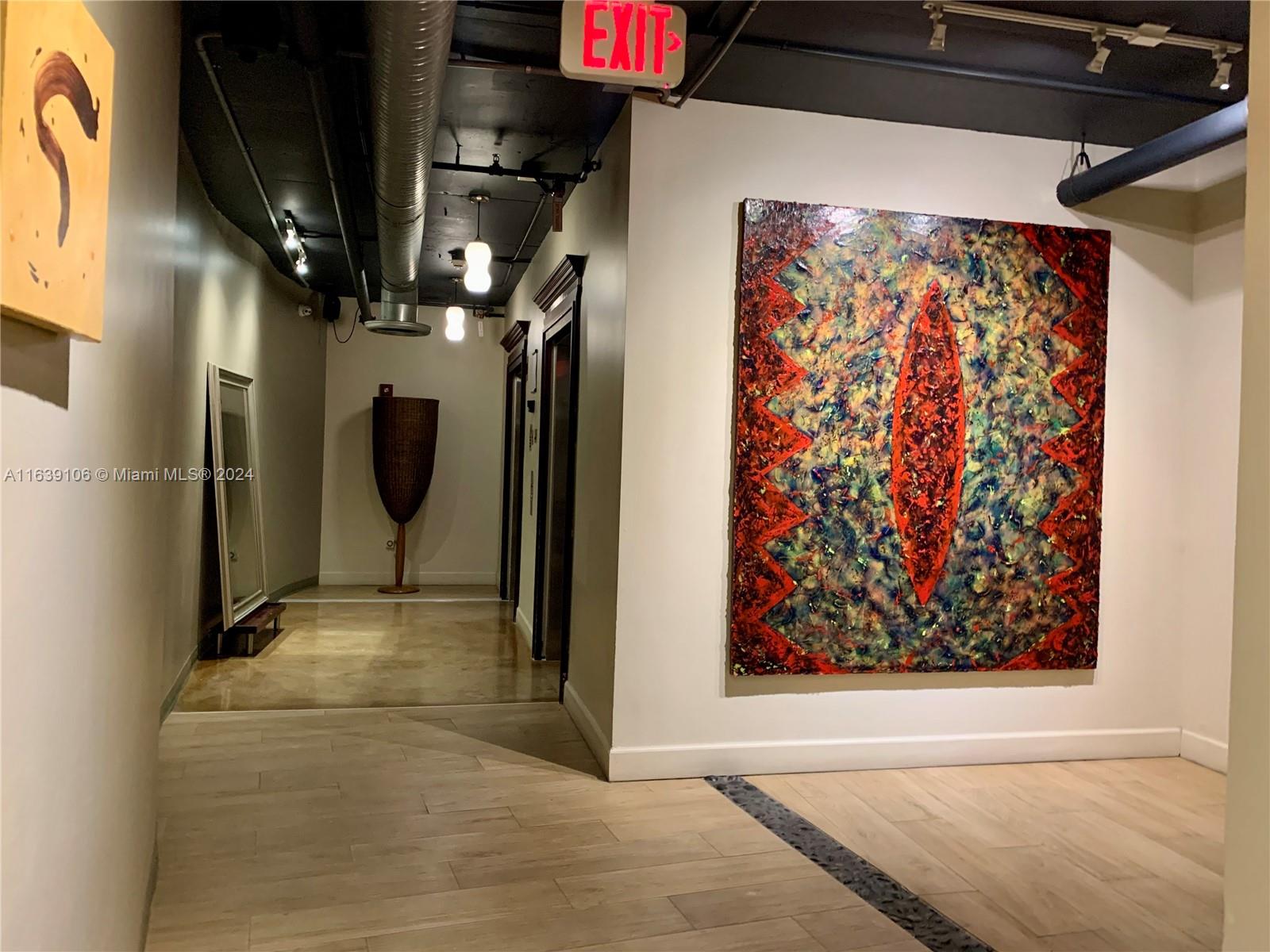 NEO CONDO - Residential