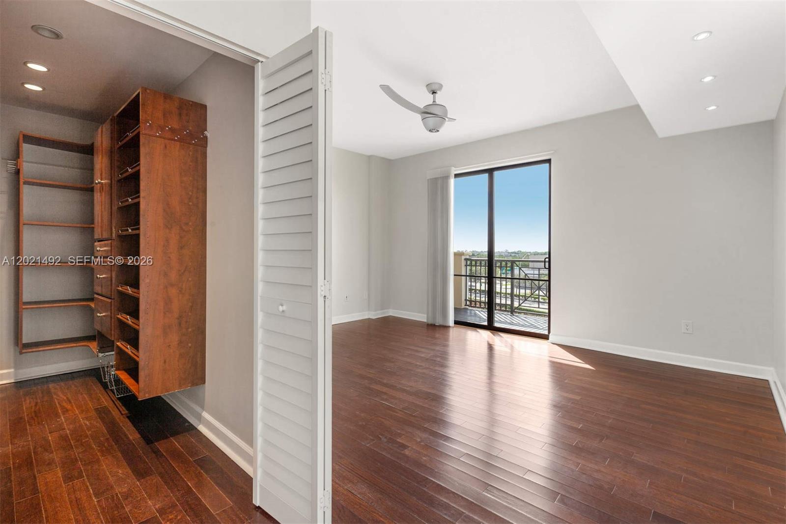 COLONNADE AT DADELAND SE - Residential Lease