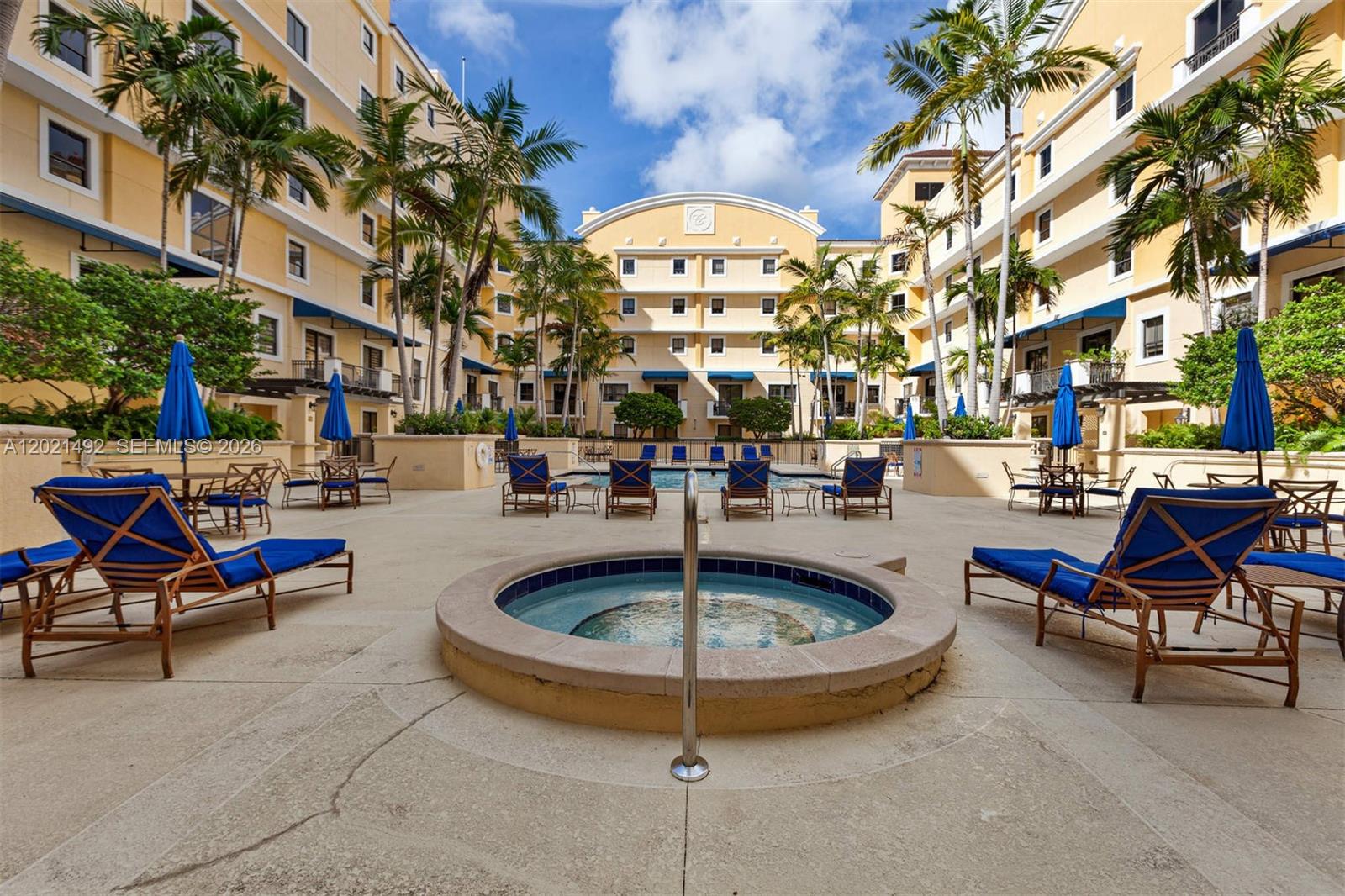 COLONNADE AT DADELAND SE - Residential Lease