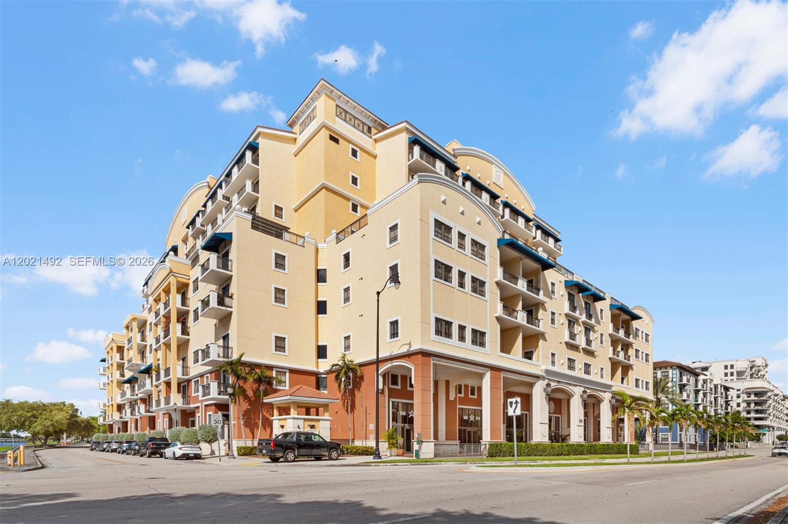 COLONNADE AT DADELAND SE - Residential Lease