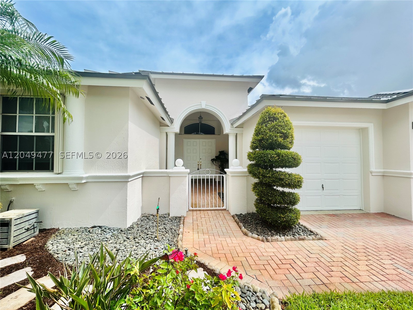 PASADENA AT PEMBROKE SHOR - Residential