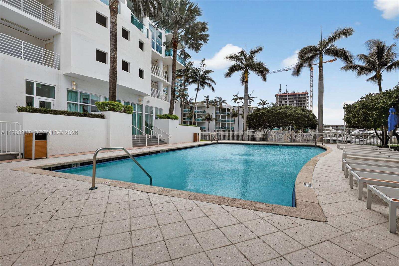 360 CONDO B - Residential
